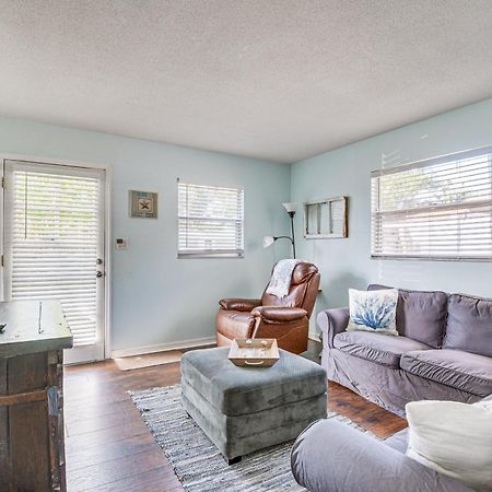 Cape Canaveral Cottage With Hot Tub Walk To Beach Εξωτερικό φωτογραφία